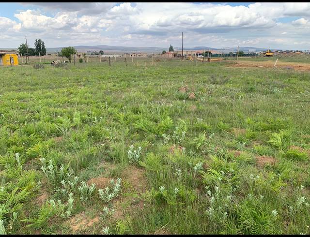 1,471M² VACANT LAND FOR SALE IN KAYDALE